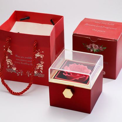 Caixa Rotativa Rosa Eterna Com Colar de Coração Personalizado