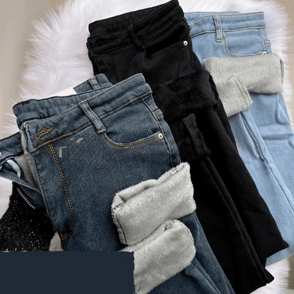 Calça Jeans com Elastano Peluciada