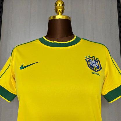 Camisa Brasil Retrô 1998 Amarela Feminina